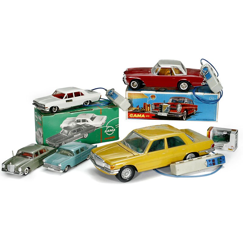 6 Toy Cars by Gama, from 1970: 6 Toy Cars by Gama, from 1970 "Georg Adam Mangold, Fürth", following models: 1) No. 4942, Mercedes 450 SE, 1:11. – 2) No. 3803, Mercedes SL 230, 1:13,5. – 3) No. 5751, Opel Admiral Police (withou
