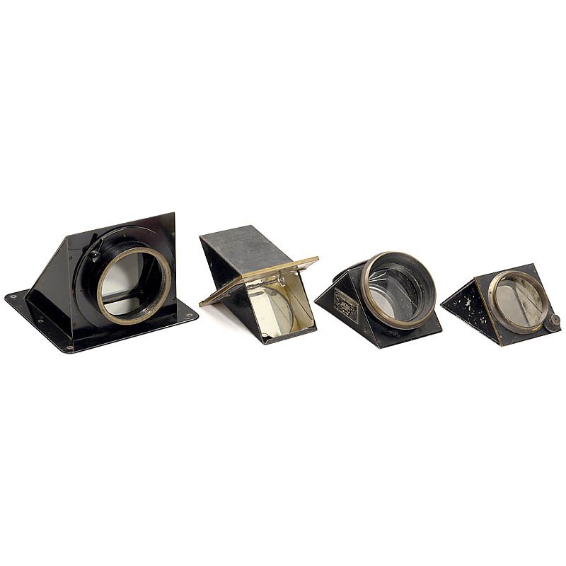 4 Prism Lenses: 4 Prism Lenses 1) Zeiss Jena, "Prisma 60 mm", no. 1159. – 2) Som Berthiot Paris, large prism lens, no. 561925. – And: 3–4) 2 unmarked prism lenses. 4 Winkelprismen 1) Zeiss Jena, "Prisma 60 mm",