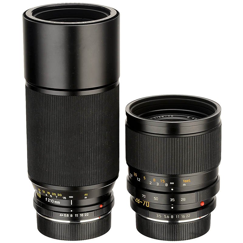 2 Leica Vario-R Lenses, 3 Cam: 2 Leica Vario-R Lenses, 3 Cam Leica Camera GmbH. 1) Vario-Elmar-R 3,5–4,5/28–70 mm, no. 1000.025. – And: 2) Vario-Elmar-R 4/70–210 mm, no. 3372836. – Both lenses E 60 mm, with case and box. 