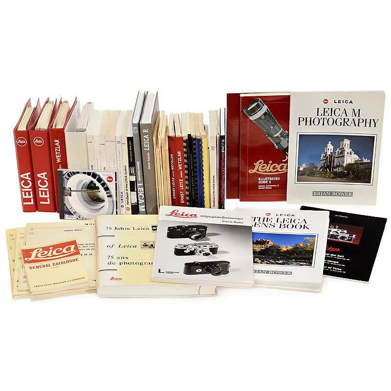 Large Lot of Leica Literature, 1936–2001: Large Lot of Leica Literature, 1936–2001 Approx. 40 books and catalogs: James L. Lager "Illustrated Guide II + III", Günter Osterloh "Leica M" and "Leica R", "75 Years of Leica Photography", Emil G