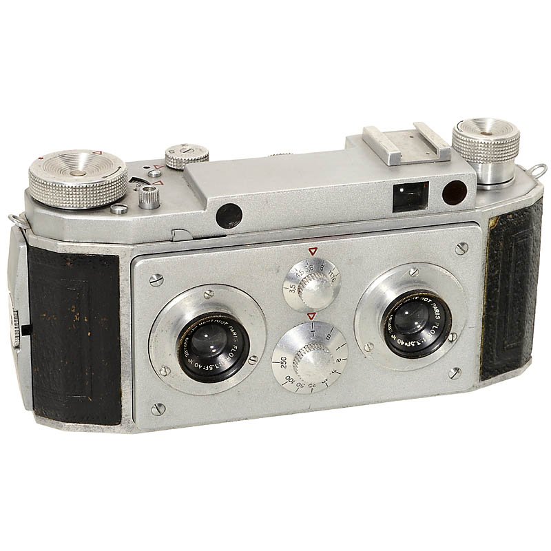 Vérascope 40, c. 1950: Vérascope 40, c. 1950 Jules Richard, Paris. For 24x30mm exposures, Som Berthiot Flor 3,5/40mm lenses, shutter T, B, 1–1/250 sec. A well-engineered 35mm camera, rounding the production since 1893. �