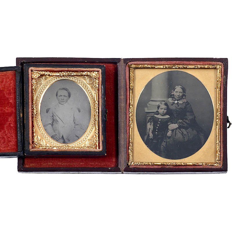 Ambrotype, c. 1850: Ambrotype, c. 1850 Anonymous, presumably England. 1/6 plate, portrait of a mother with child, hand-colored, brass passe-partout, with case. (2–3/–) – In addition: Ferrotype, with case. (3/–) A