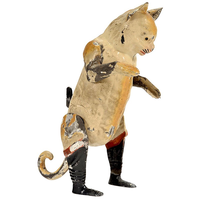 Issmayer "Puss in Boots", c. 1900: Issmayer "Puss in Boots", c. 1900 Hand-painted tin, clockwork, working, dancing and moving, height 6 in. Gestiefelter Kater von Issmayer, um 1900 Handlackiertes Blech, Federwerk, funktioniert, mit Tan