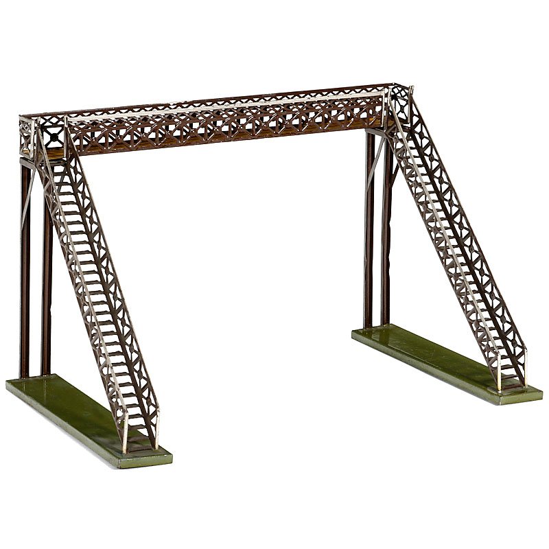 Märklin Gauge I Pedestrian Bridge No. 2381, c. 1927: Märklin Gauge I Pedestrian Bridge No. 2381, c. 1927 Hand-painted tin, can be dismantled in 3 parts, length: 15 ¾ in., good original condition. Fußgängerbrücke "Märklin" Nr. 2381 Spur I, um 1927 