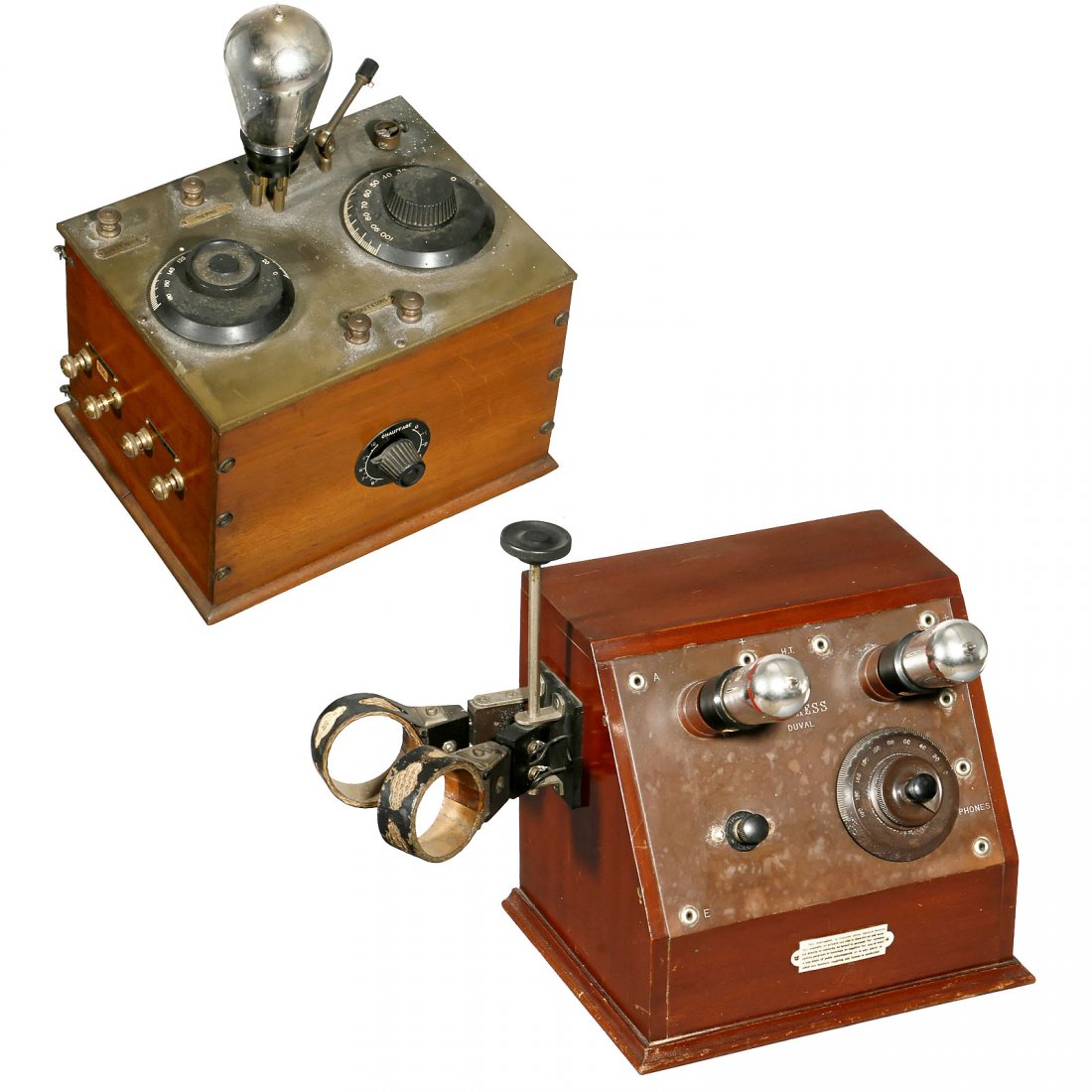 2 Early Radio Receivers: 2 Early Radio Receivers 1) Empress Duval, GB, c. 1925, 2 tubes (defective), 2 swivel coils. – And: 2) Detector with DE6 tube, France, c. 1922. 2 frühe Radio-Empfänger 1) Empress Duval, GB, um 1925