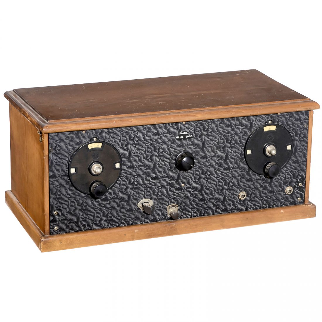 Saba Hann 2000 Radio, 1928: Saba Hann 2000 Radio, 1928 4-valve battery receiver, LW + MW, original coils and transformers. Rare! Saba Hann 2000, 1928 4-Röhren-Empfänger für Batterie, Original-Steckspulen, Stromversorgungsstec