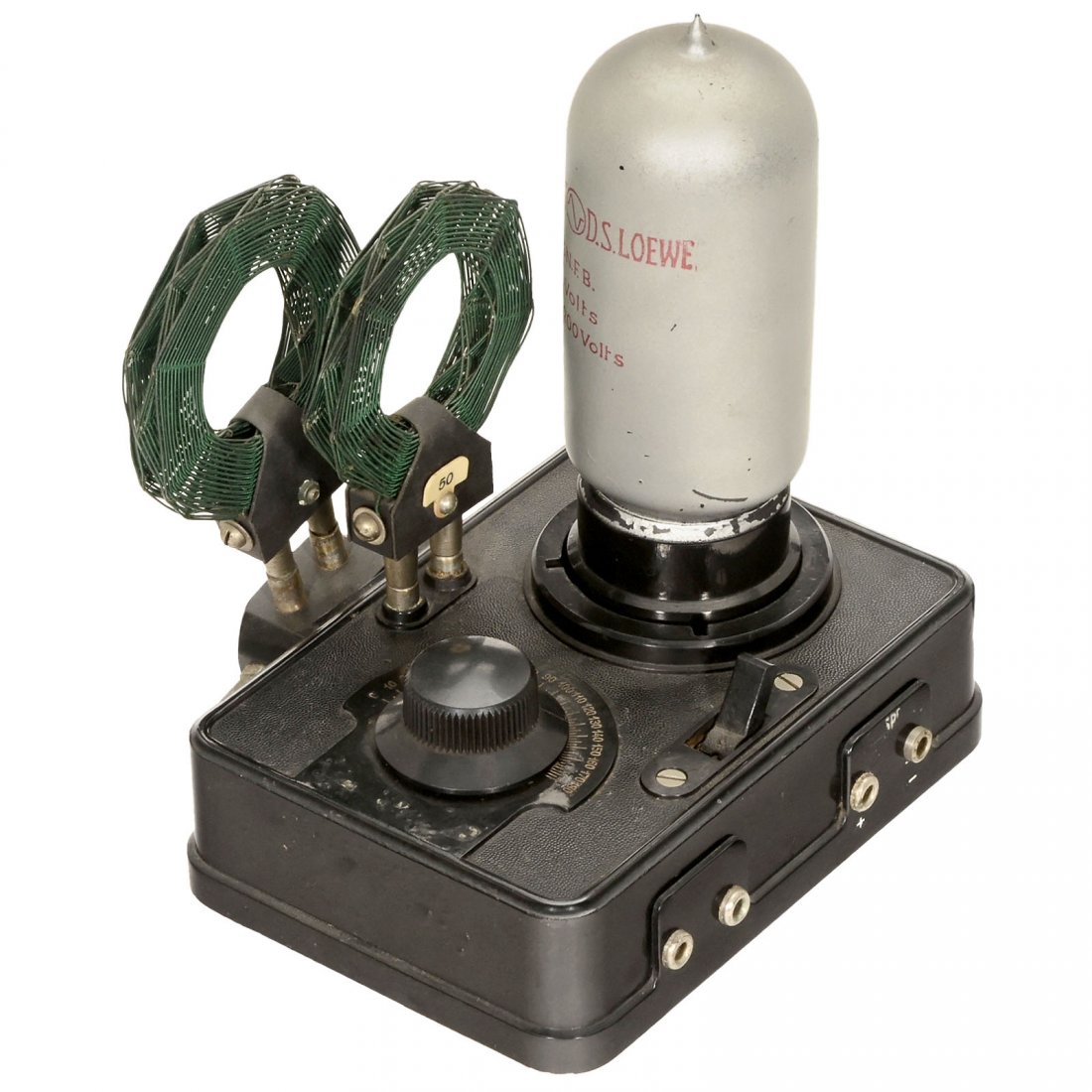 Loewe Model OE333 Radio, c. 1929: Loewe Model OE333 Radio, c. 1929 Loewe-Opta. Bakelite case, 3NFB tube (filament intact), with plug-in coils and battery wires, good condition. Ortsempfänger Loewe "OE333", um 1929 Loewe-Opta. Bakelit