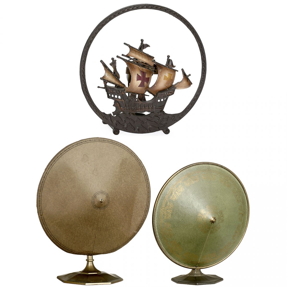 3 Cone-type Loudspeakers: 3 Cone-type Loudspeakers 1) Crosley Super Musicone, USA, 1924. – 2) Vitalitone Ship Cone Speaker, cast metal, missing diaphragm. – And: 3) Bicone by Bell Telephone Co., Anvers. 3 Lautsprecher mit 