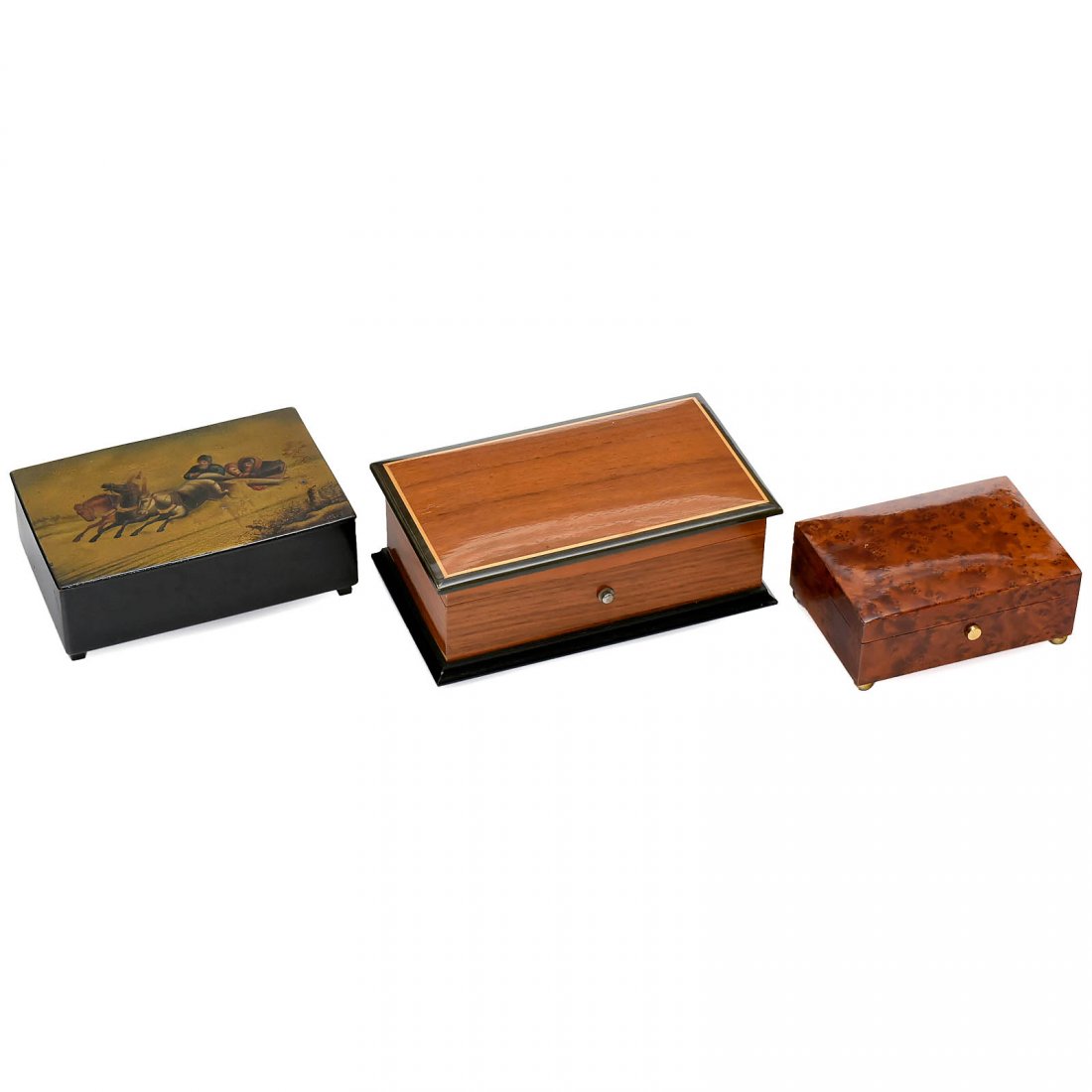 3 Tabatière Musical Boxes: 3 Tabatière Musical Boxes 1) Reuge 3/50, No. 1079 ACE, playing three hymns: ("Silent Night", "Adeste Fideles" and "Großer Gott wir loben Dich"), register in need of adjustment, in lacquered Russian 