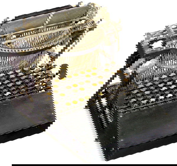 American Typewriter Caligraph No. 3 Type Writer: "Caligraph No. 3", 1883 Early American upstroke machine with full keyboard. "Sleeping board" repainted, some key taps missing. Frühe amerikanische Unteranschlagmaschine mit Volltastatur, beidseitigen