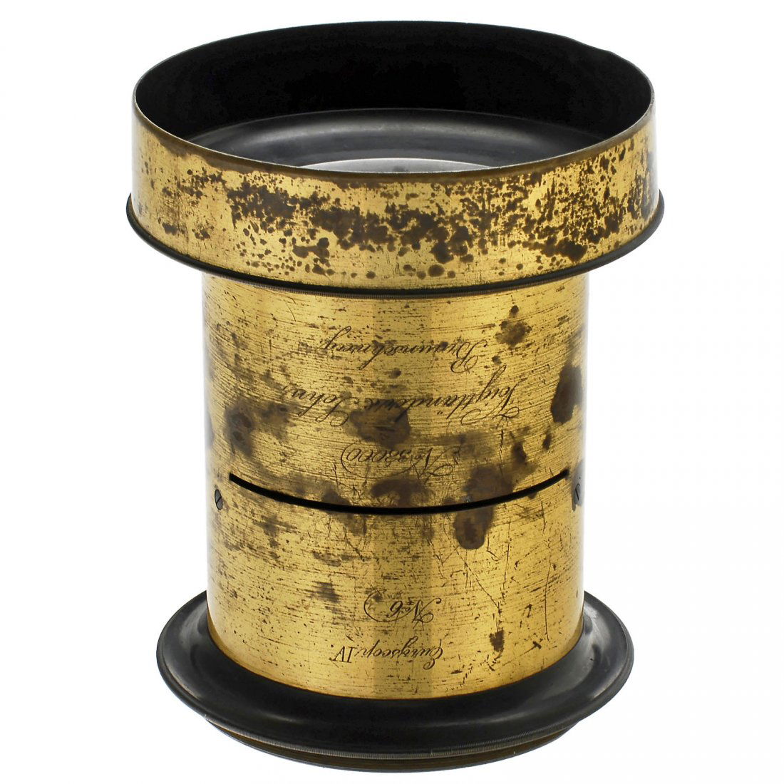 Voigtländer Euryscope IV No. 6 3 ½ Zoll, 27.3.1890: Voigtländer Euryscope IV No. 6 3 ½ Zoll, 27.3.1890 Voigtländer, Braunschweig. No. 38000, focal length approx. 55 cm, height of the lens with hood 6 ¾ in., lens diameter 3 ½ in., for waterhouse st