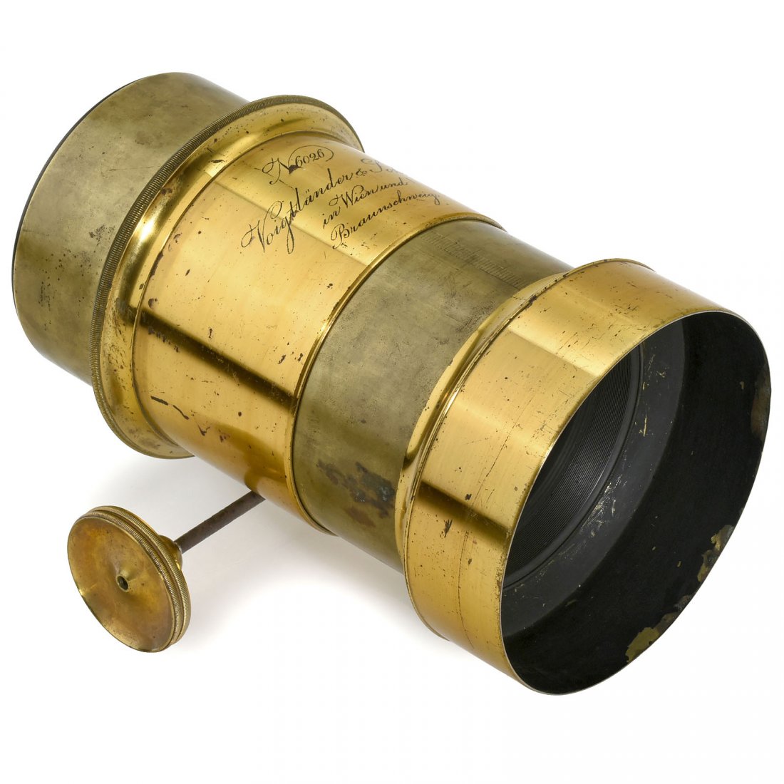 Voigtländer Petzval Portrait Lens 11 Zoll, c. 1858: Voigtländer Petzval Portrait Lens 11 Zoll, c. 1858 Voigtländer & Sohn in Wien und Braunschweig. Early serial no. "6026", 11 Zoll focal length (approx. 28 cm), height of the lens with hood 7,87 in.,