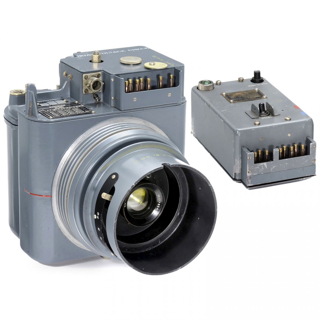 British Aerial Camera "F-24", c. 1940: British Aerial Camera "F-24", c. 1940 Williamson MFG. Co. London. Size 130 x 140 mm, lens: Cone 5, electric control (untested), with controller Type 48. Body parts: F.24 Body Type. A. 14A/720 No. 6029