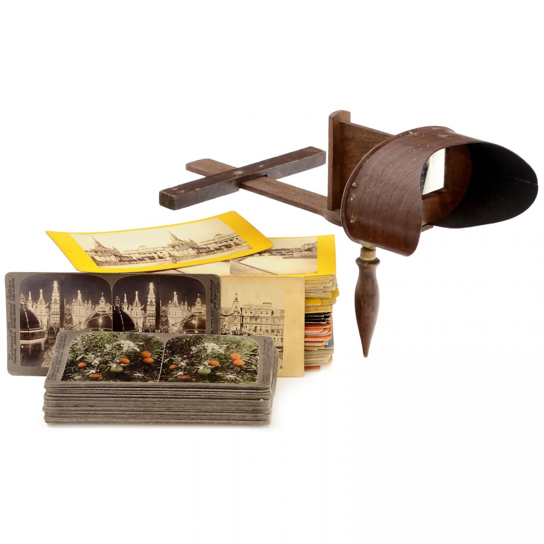 Stereo Viewer (System Holmes) with approx. 100 Stereo: Stereo Viewer (System Holmes) with approx. 100 Stereo Cards Hand stereo viewer for cards of 9 x 18 cm, unmarked, viewer without card holder, can simply be replaced. With approx. 100 stereo cards of 9 