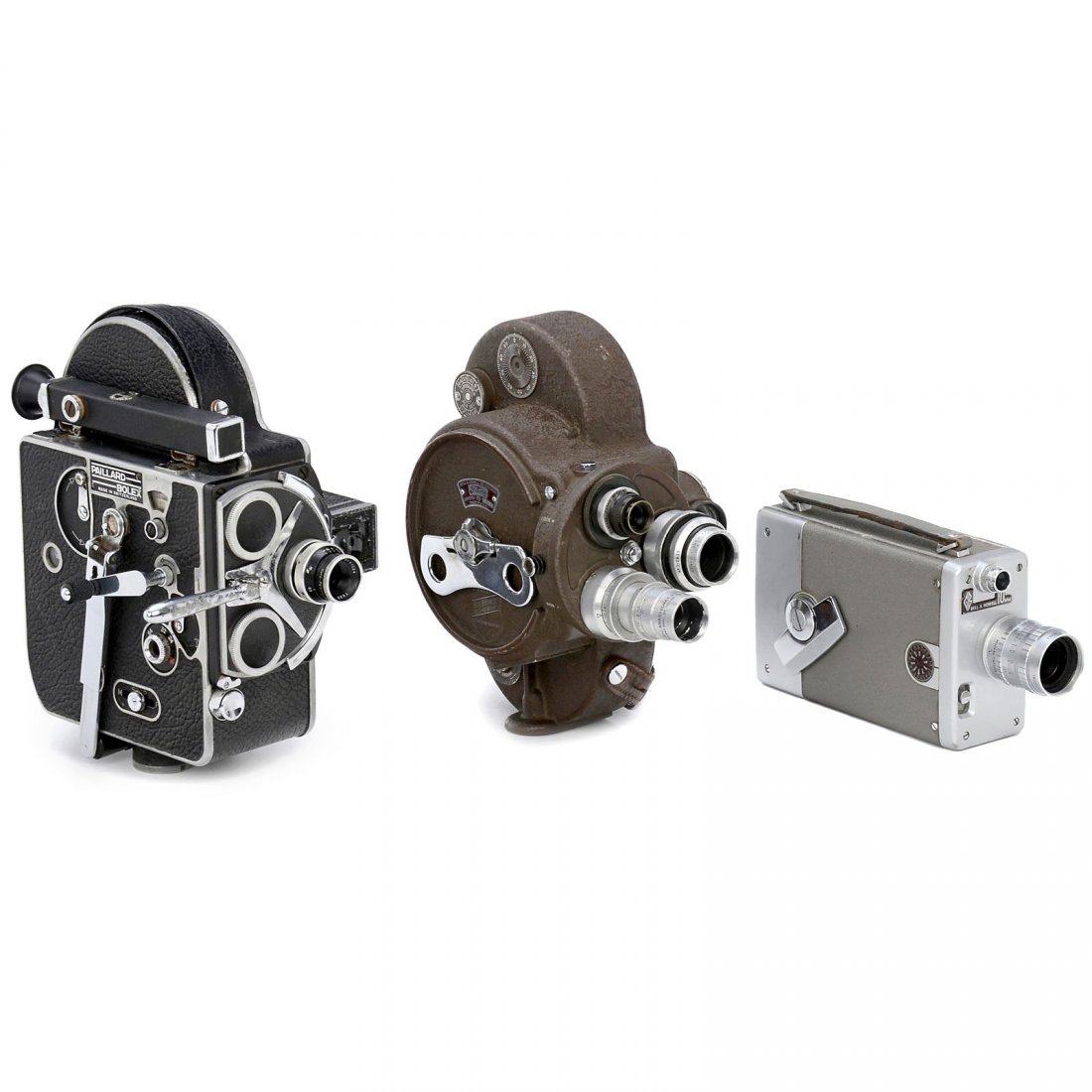 2 Movie Cameras for 16 mm, c. 1955: 2 Movie Cameras for 16 mm, c. 1955 1) Bell & Howell, USA. Filmo 70, for 30m daylight cassettes, 3-lens turret: 3,5/20 mm, 1,5/1 in., 3,5/2 in., clockwork drive 8–64 p/s, Newton viewfinder. All lense