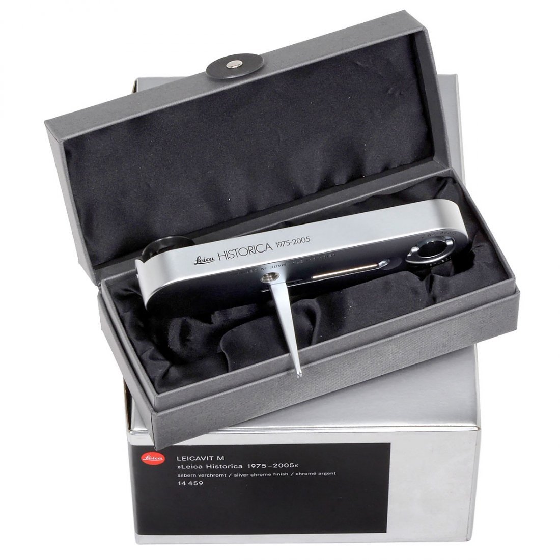 Leicavit M "Leica Historica 1975–2005": Leicavit M "Leica Historica 1975–2005" Special edition for Leica Historica, no. 36/40, new and complete in maker's box. Leicavit M "Leica Historica 1975–2005" Spezialedition für Leica Historica, 