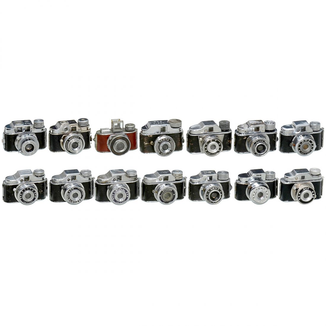 14 Hit-Type Cameras: 14 Hit-Type Cameras 1) Toko, Japan. Tone, eye-level and waist-level finder. – 2) Toko, Japan. Mighty, eye-level and waist-level finder. – 3) Midget, red, folding finder. – 4–14) Typical Hit-ty