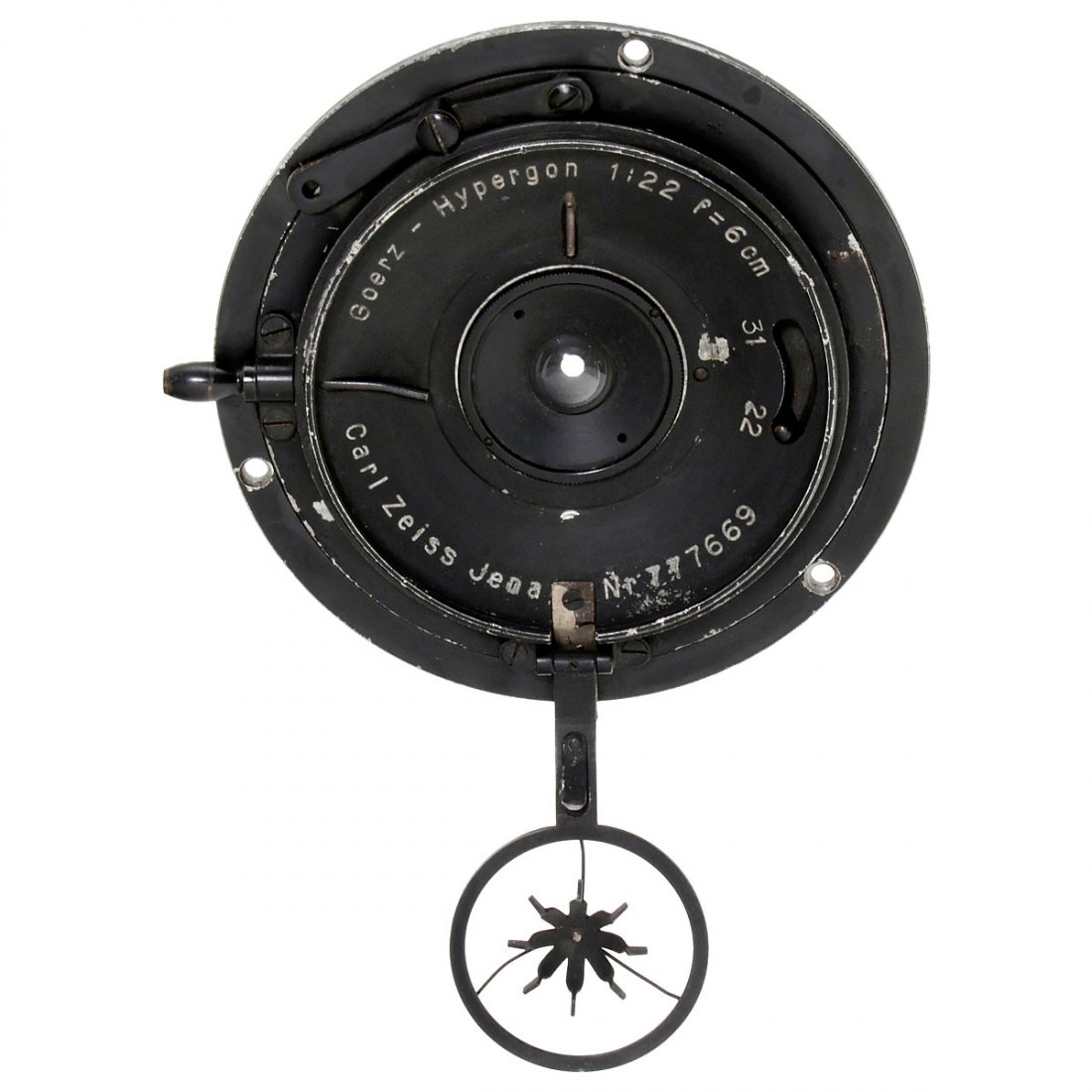 Goerz Hypergon 1:22 f=6 cm, c. 1927: Goerz Hypergon 1:22 f=6 cm, c. 1927 C.P. Goerz, Berlin/Carl Zeiss, Jena. No. 777669, diaphragm 22 and 31, with original folding star aperture (complete). Very rare and sought-after wide-angle lens in