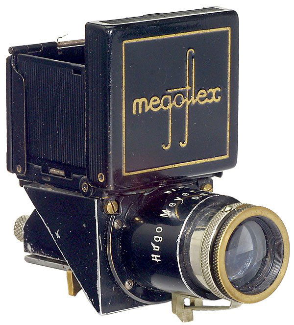 Meyer Megoflex Viewfinder No. 459 Leitz Leica: Megoflex-Sucher Nr. 459 Hugo Meyer & Co. Görlitz. Sehr selten. English: Megoflex Viewfinder No. 459 By Meyer & Co., Görlitz. Very rare.