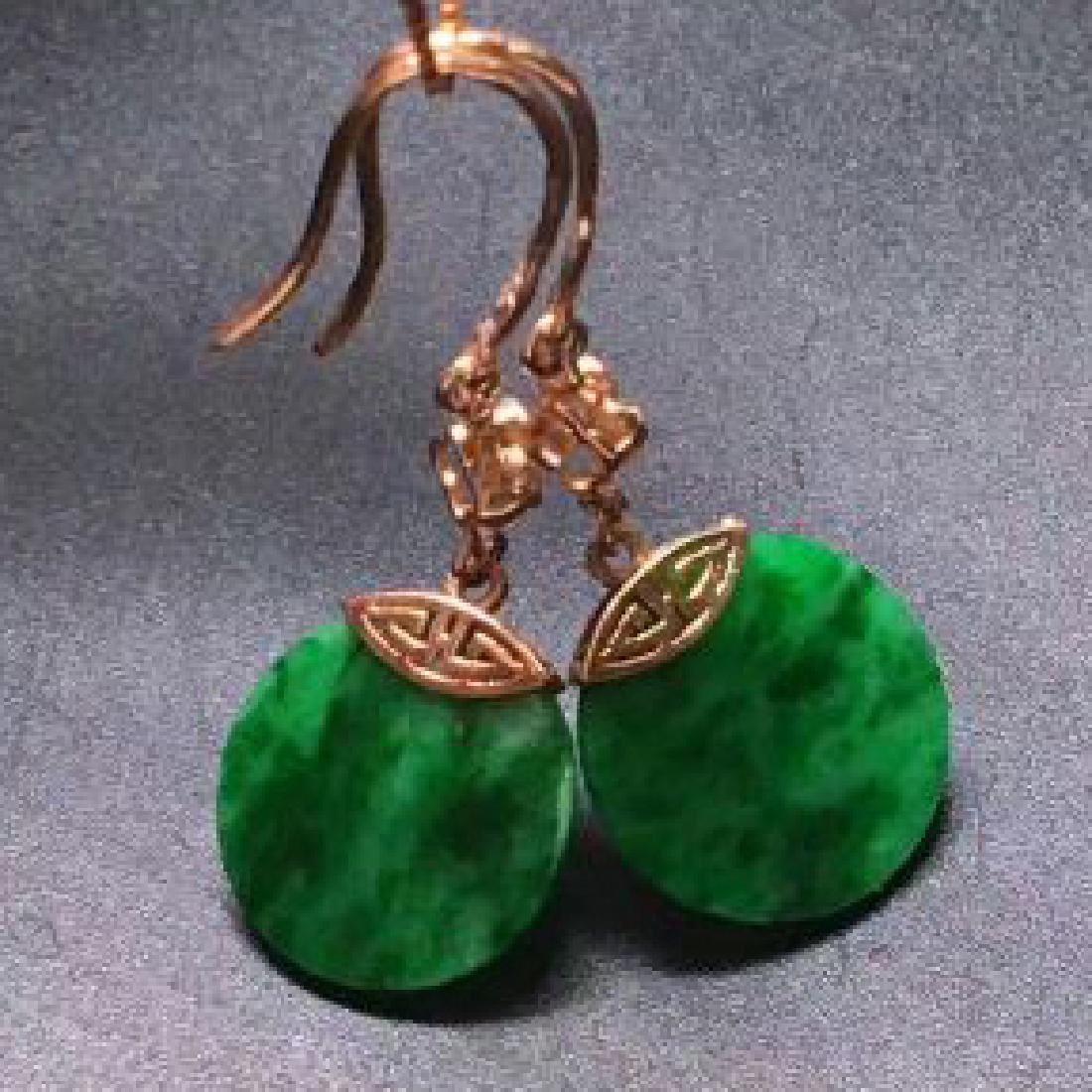Pair of Chinese Jade Earring in 18k GOLD (1 of 3)