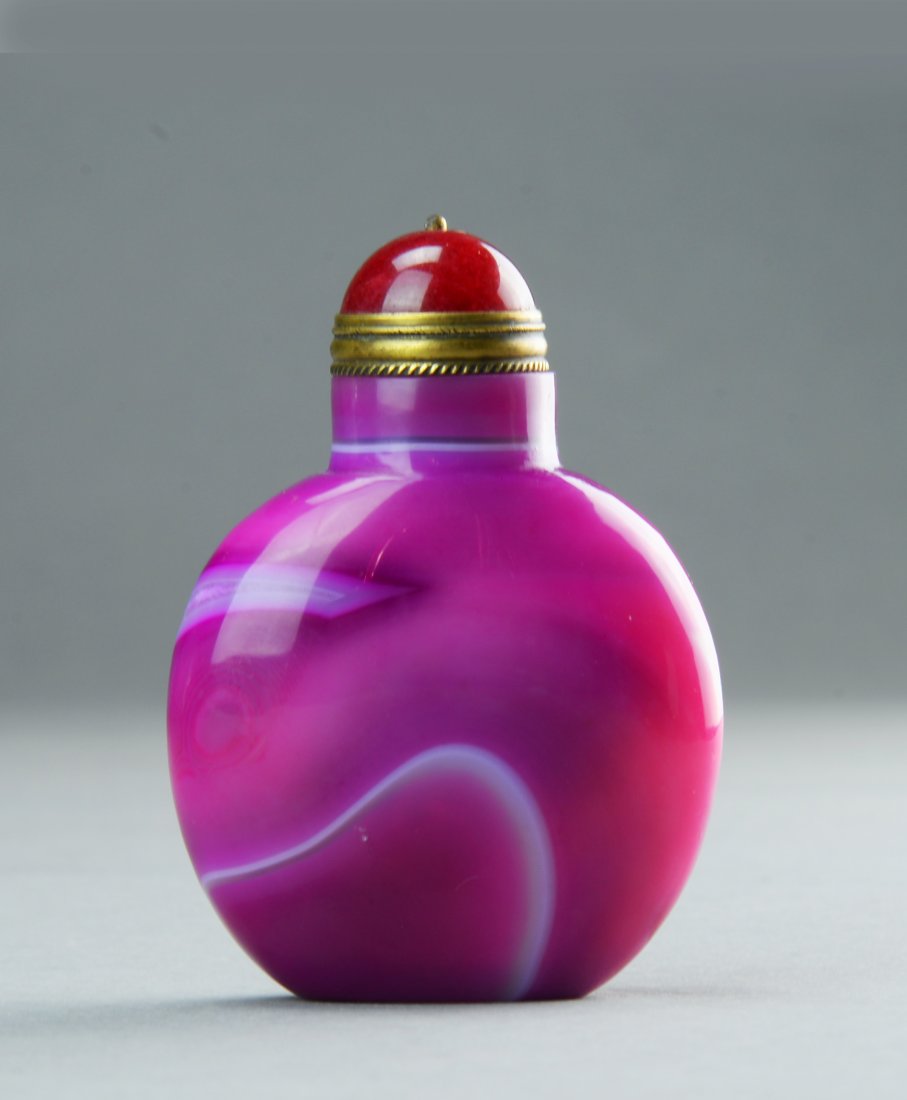 A Pink Agate Snuffbottle (1 of 3)