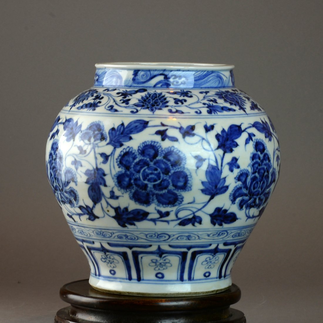 A Yuan dynasty blue and white jar (1 of 5)