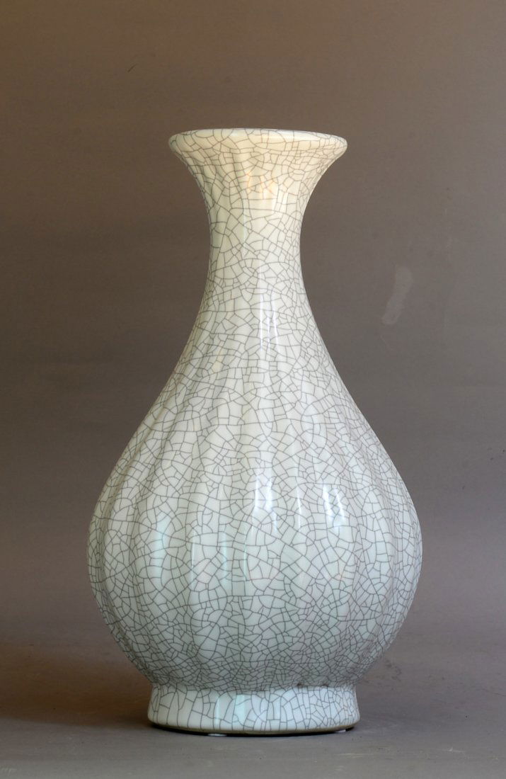 An official ware made vase (1 of 3)
