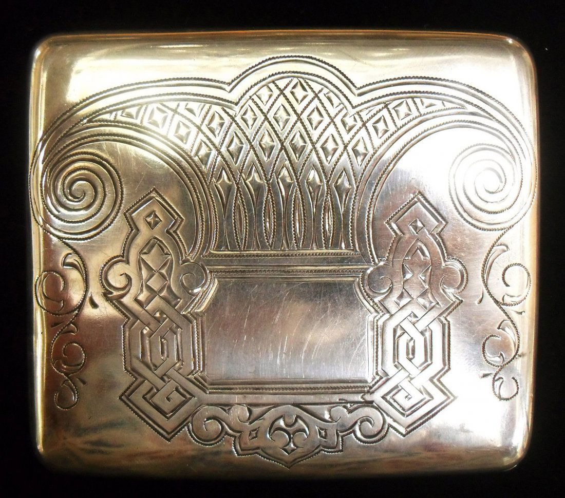 A RUSSIAN ANTIQUE SILVER CIGERATTE CASE: Russian silver cigarette case 84, 108gram, 3 Â¼ x 2 1/8 in