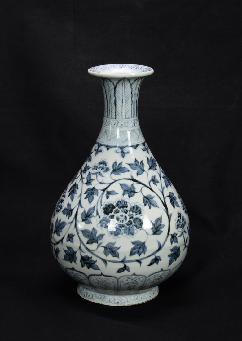 A Chinese Wucai Vase, Ming Dynasty (1 of 5)