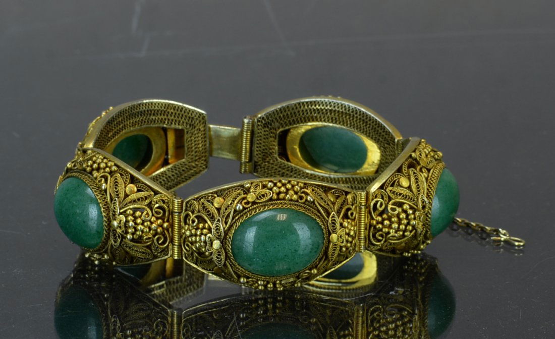 Bracelet with Green Jade (1 of 3)
