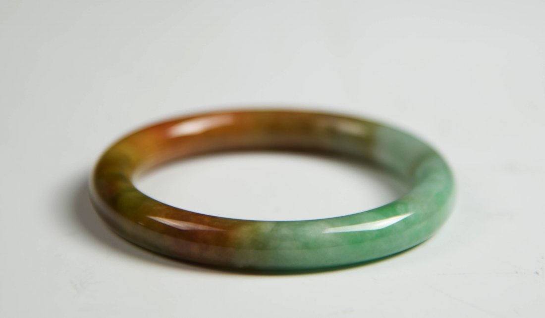 Chinese Jadeite Bangle (1 of 2)