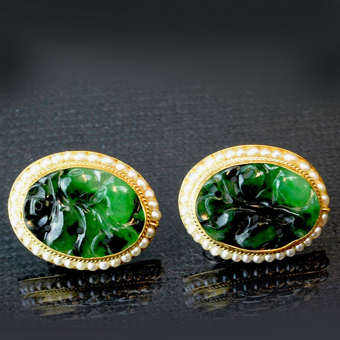 A Pair of Chinese Jadeite Earring Ring (1 of 3)