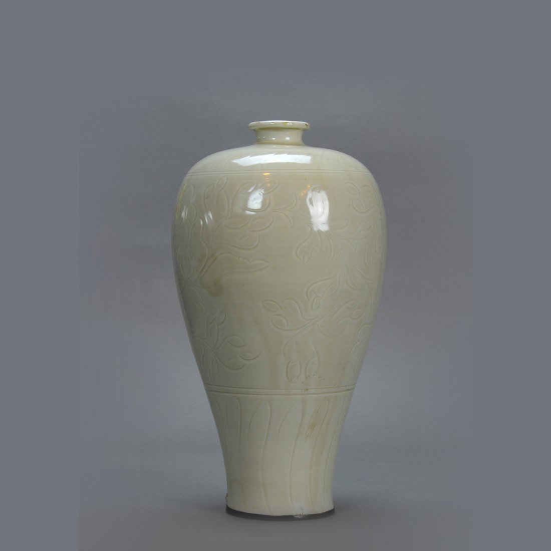 Chinese Song Ding Foliate MeiPing Vase (1 of 6)