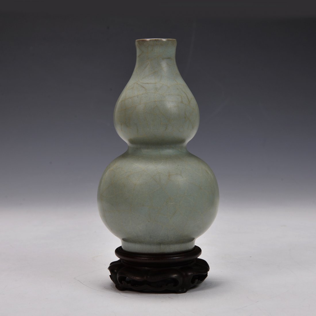 Chinese Longquan Celadon Double Gourd Vase (1 of 4)