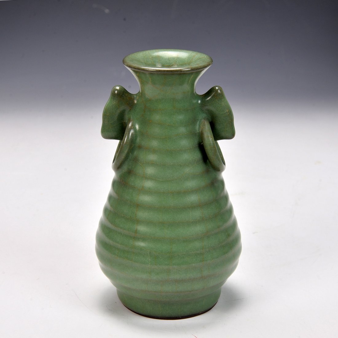 Chinese Guan Yao Vase (1 of 6)