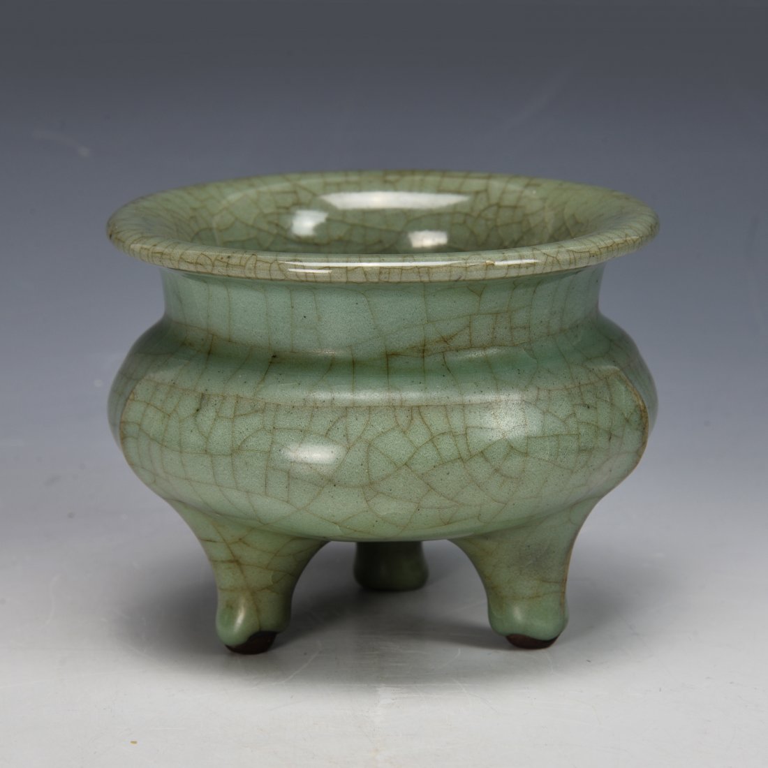 Chinese Song Longchuan Kwan-Type Tripod Censer (1 of 6)