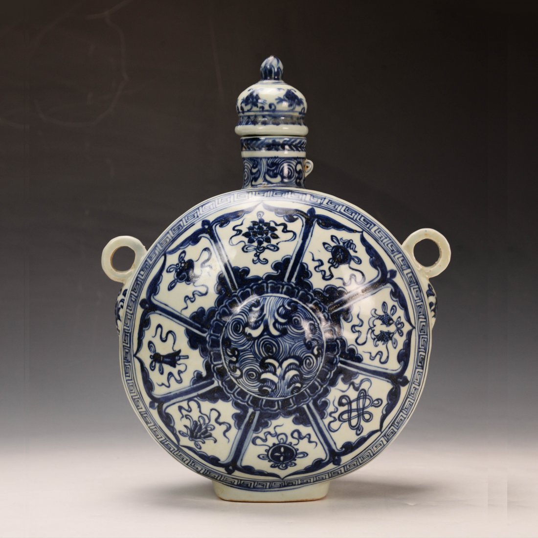 Chinese Blue and White Moon Flasks Vase: Chinese Blue and White Moon Flasks Vase, good condition; H: 10 in