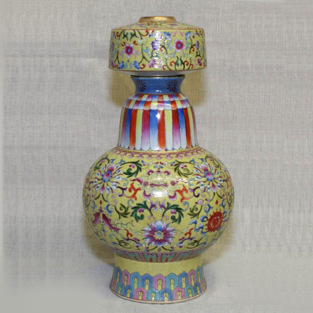 Chinese Famile Rose Vase (1 of 9)