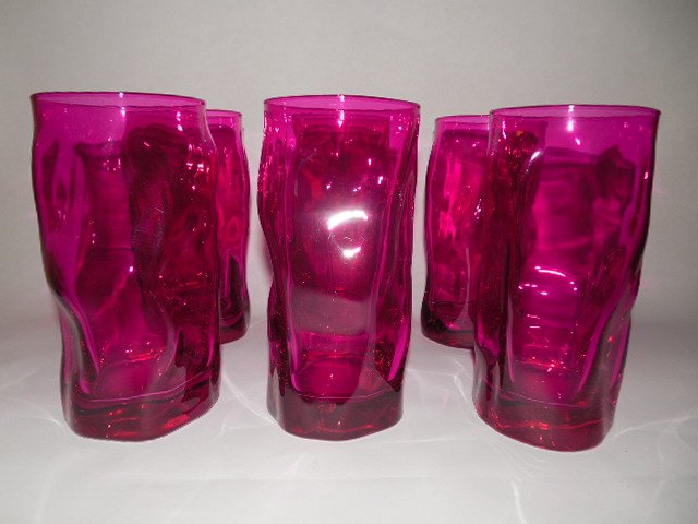 Blenko style six pinched form drinking glasses (1 of 3)