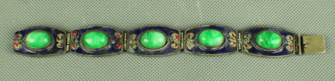 A Jadeite Silver Bracelet of Qing Dynasty, Five big (1 of 6)