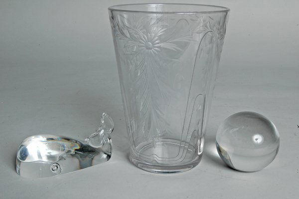 2 STEUBEN LEAD CRYSTAL PAPERWEIGHTS & FLIP GLASS: one paperweight round, the other in the form of a whale, the large flip glass with intaglio cutwork Ht. 8" Property from the estate of Elinor Hubley Cann, Hubley Auctioneers, Cambridge, MA.