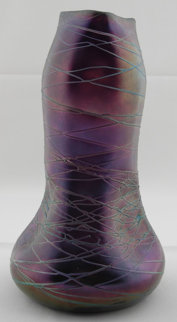 LOETZ DOUBLE GOURD FORM PURPLE IRRIDESCENT: VASE WITH RANDOM THREADING Ht. 9". Provenance: Estate of Lynn Redden, Houston, Delaware.