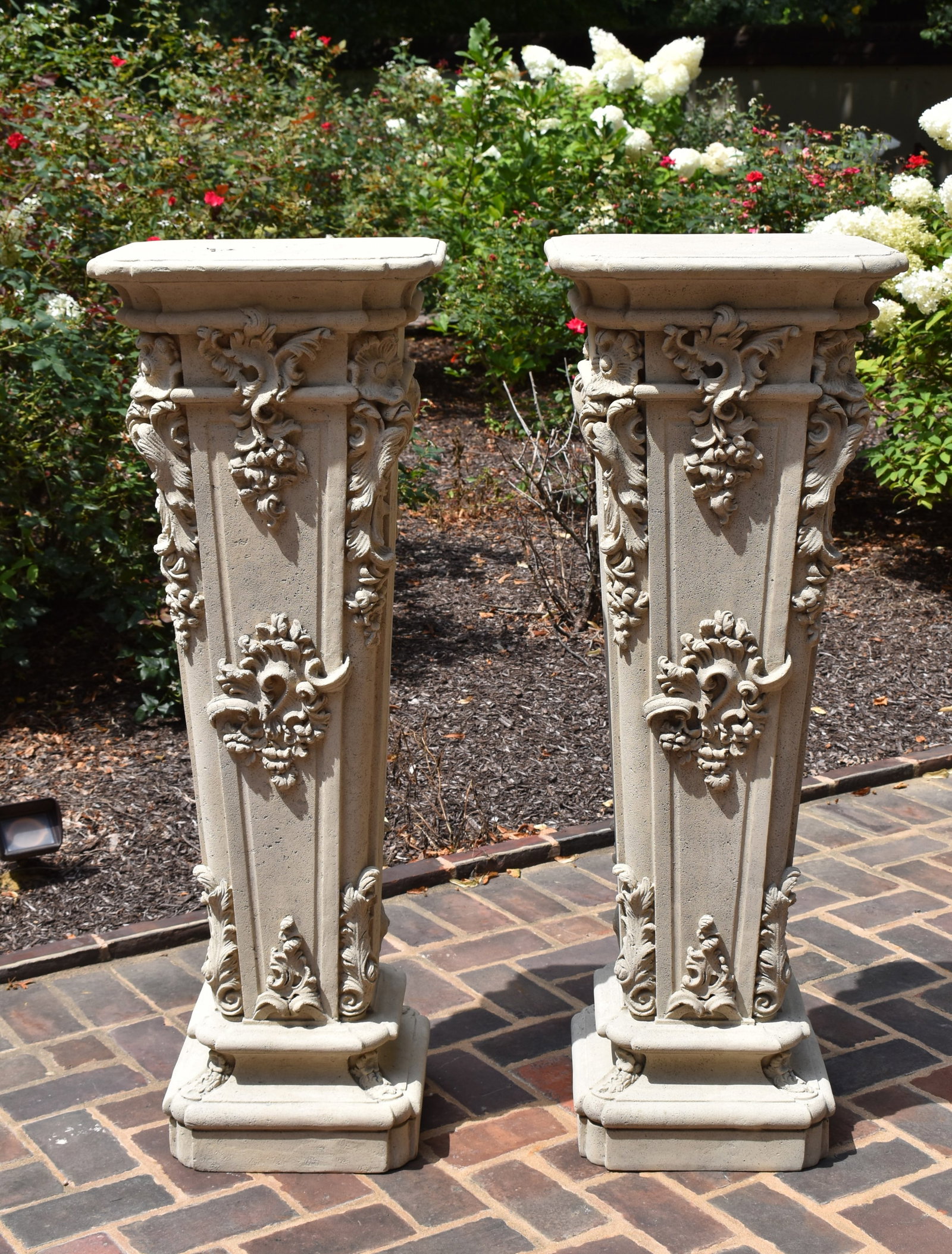 PAIR OF FRENCH LOUIS XV STYLE TAPERING COLUMNS (1 of 6)