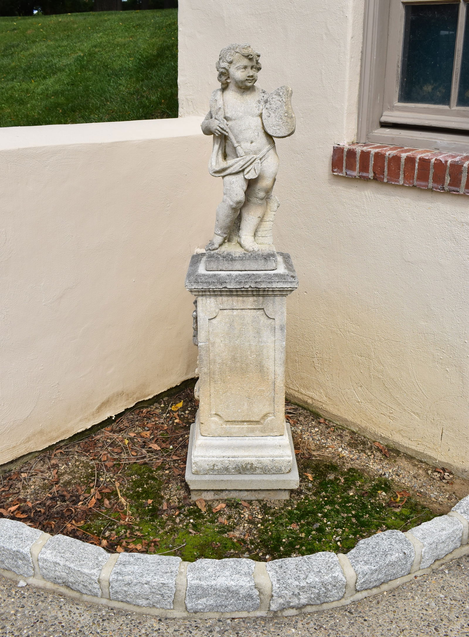 FINE CAST STONE GARDEN STATUE OF CHERUB AS ARTIST (1 of 3)