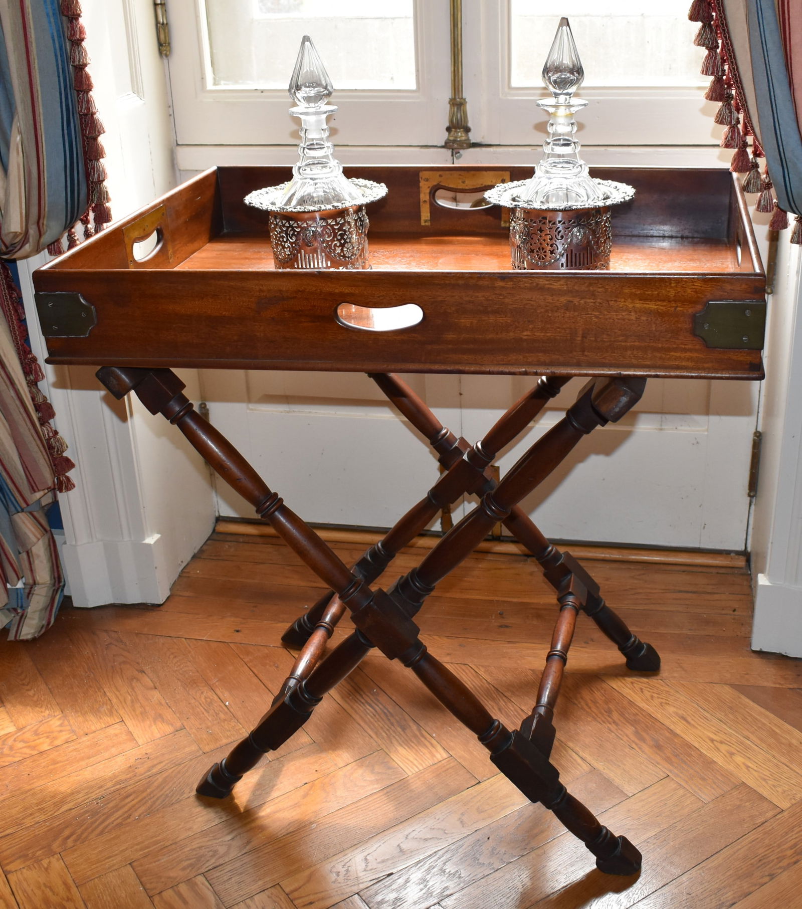 VERY FINE ENGLISH MAHOGANY BUTLER'S TRAY ON STAND (1 of 5)