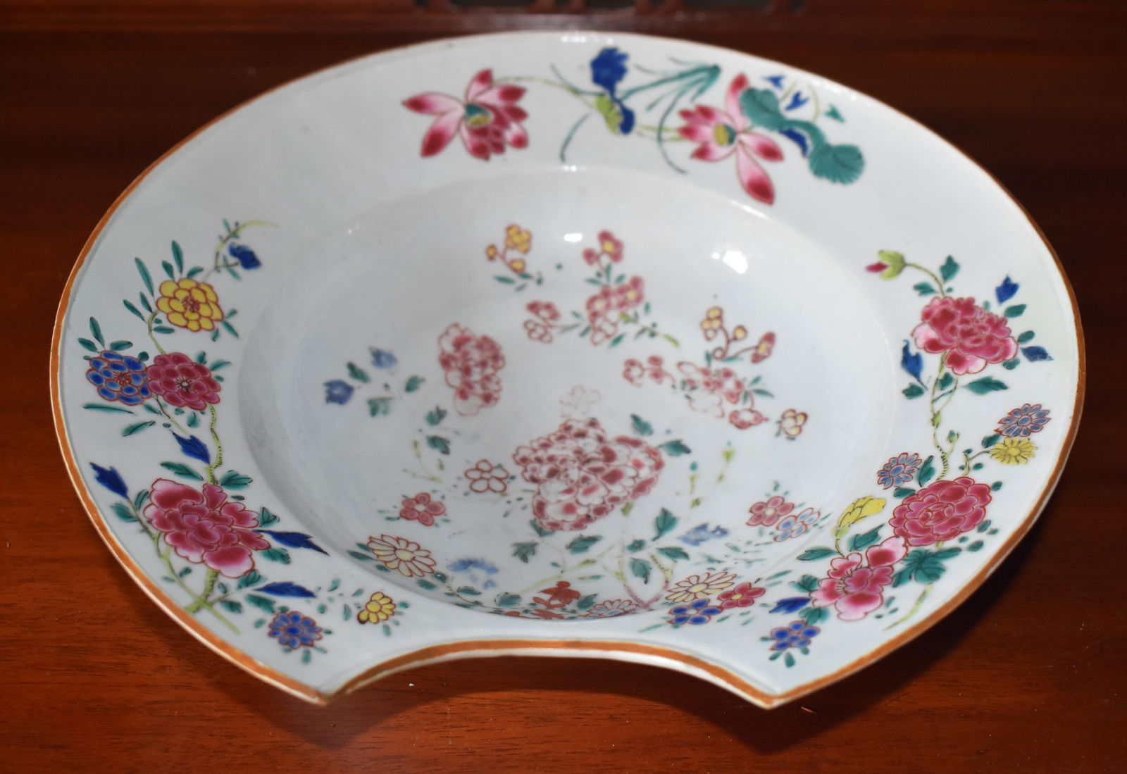 18TH CENTURY CHINESE CHIEN LUNG BARBER BOWL (1 of 4)