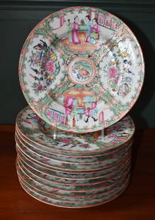 SET OF TWELVE ROSE MEDALLION DINNER PLATES: Diameter 9 3/4", minor chips