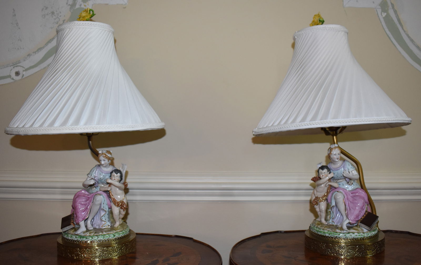 PAIR OF FRENCH FIGURAL PORCELAIN TABLE LAMPS (1 of 8)