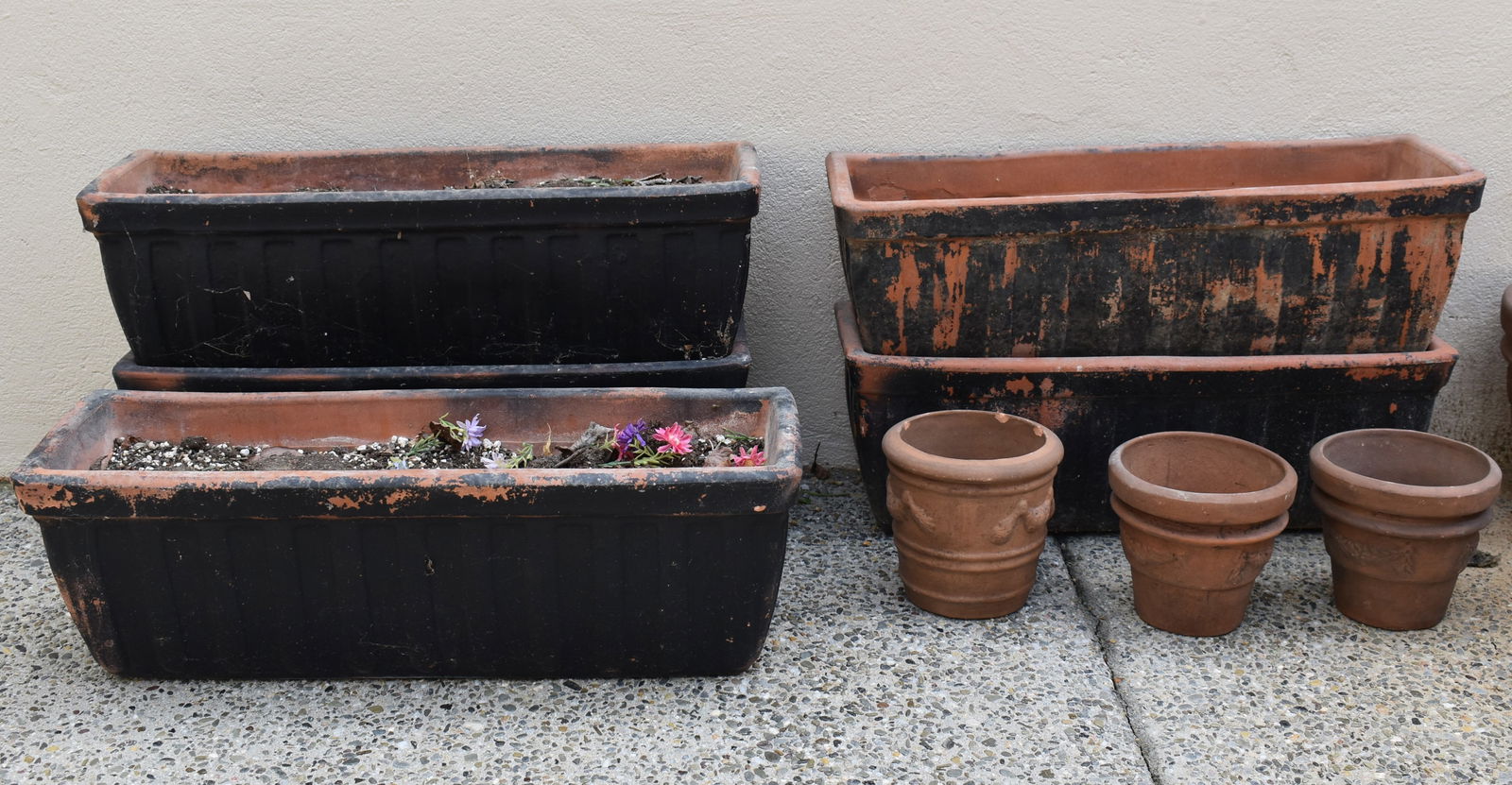 TERRA COTTA WINDOW BOXES & 3 CIRCULAR PLANTERS (1 of 1)
