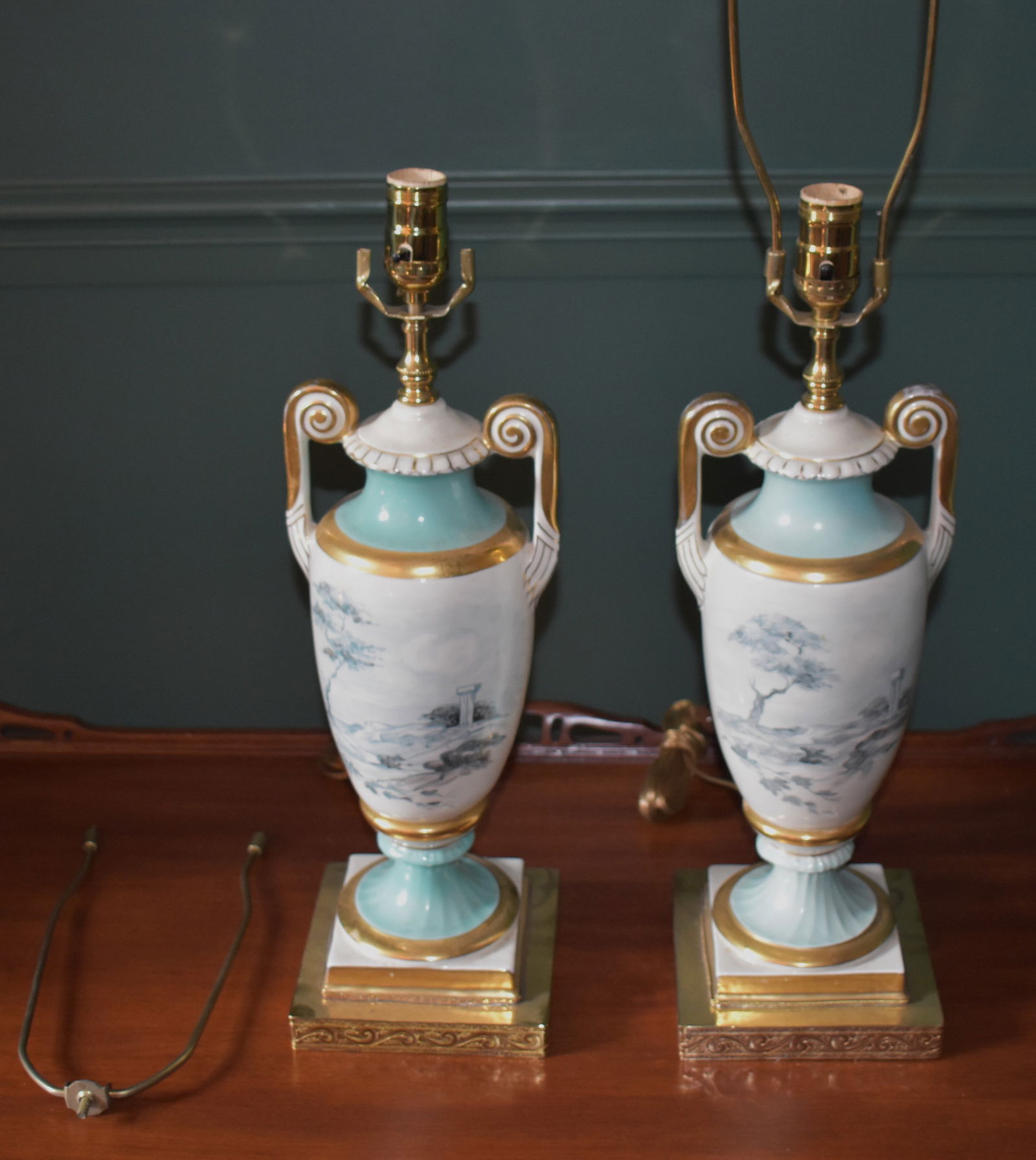 PAIR OF PORCELAIN URN FORM TABLE LAMPS (1 of 1)